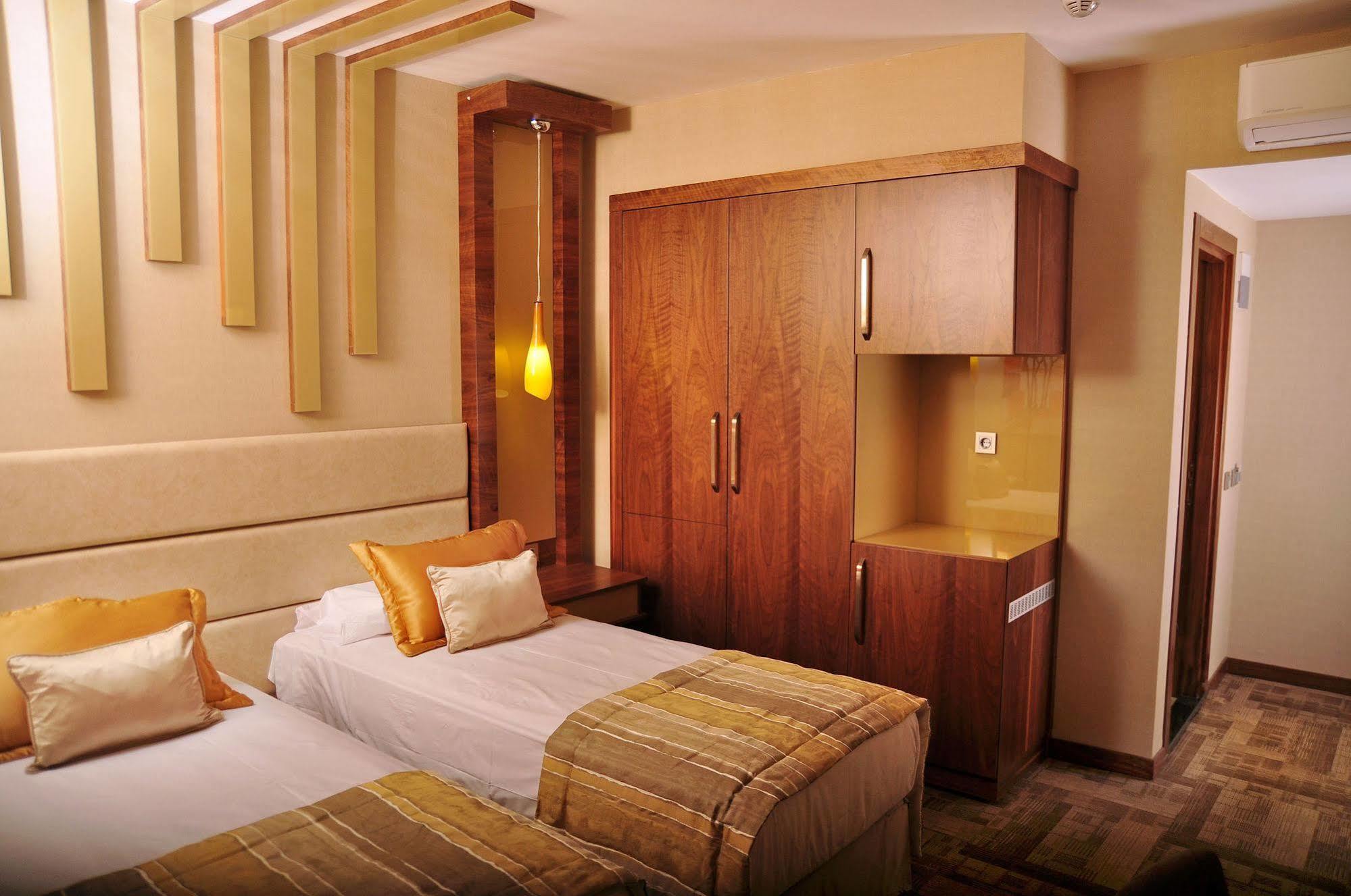Avin Hotel イズミル エクステリア 写真