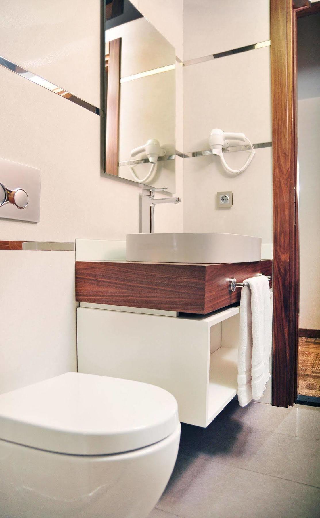 Avin Hotel イズミル エクステリア 写真